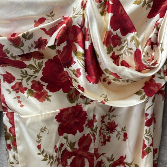 NWT Reformation Lanelle Silk dress Size 0 - Picture 3 of 3